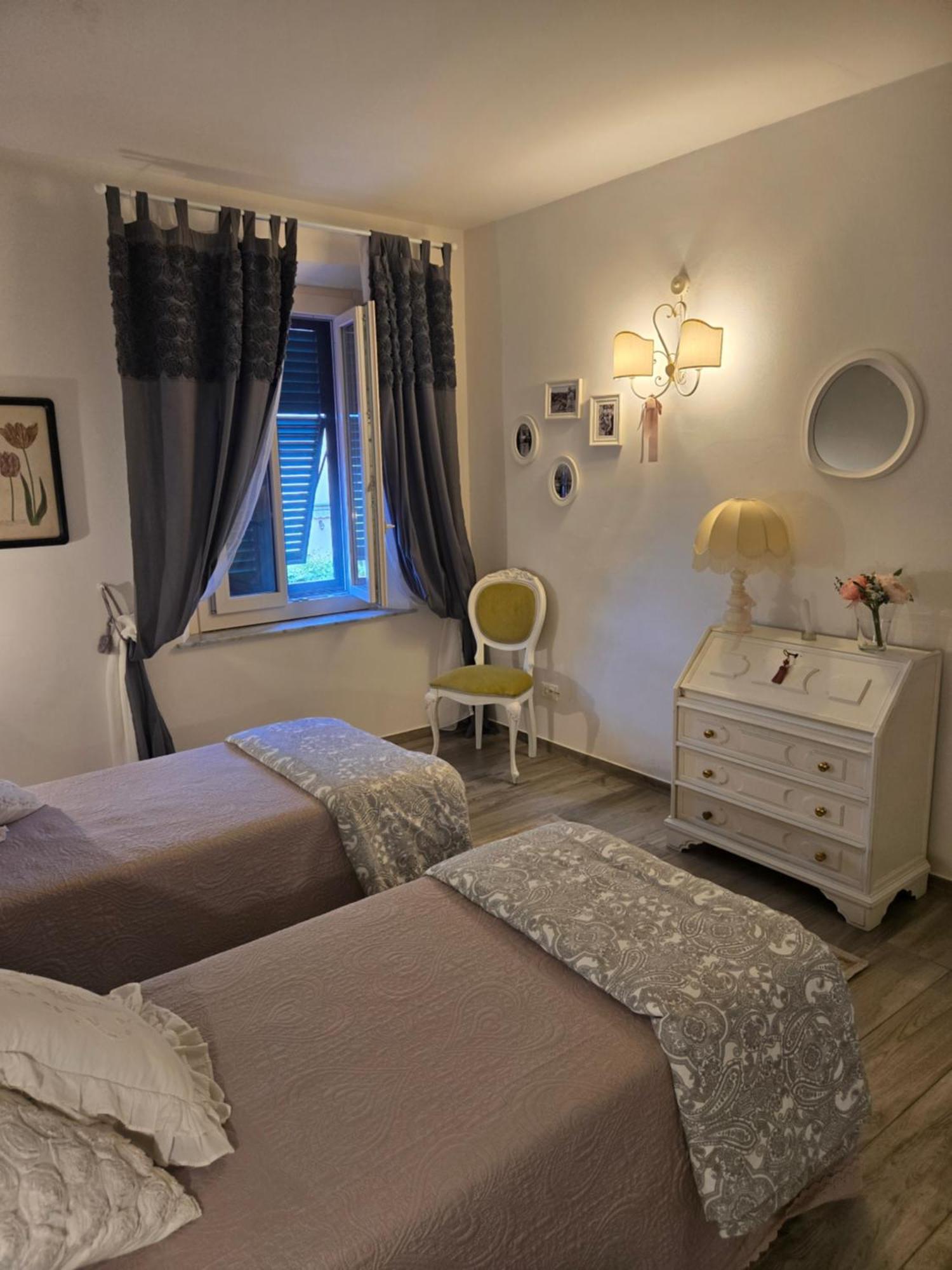 Casalbina Apartment Mezzana  ภายนอก รูปภาพ